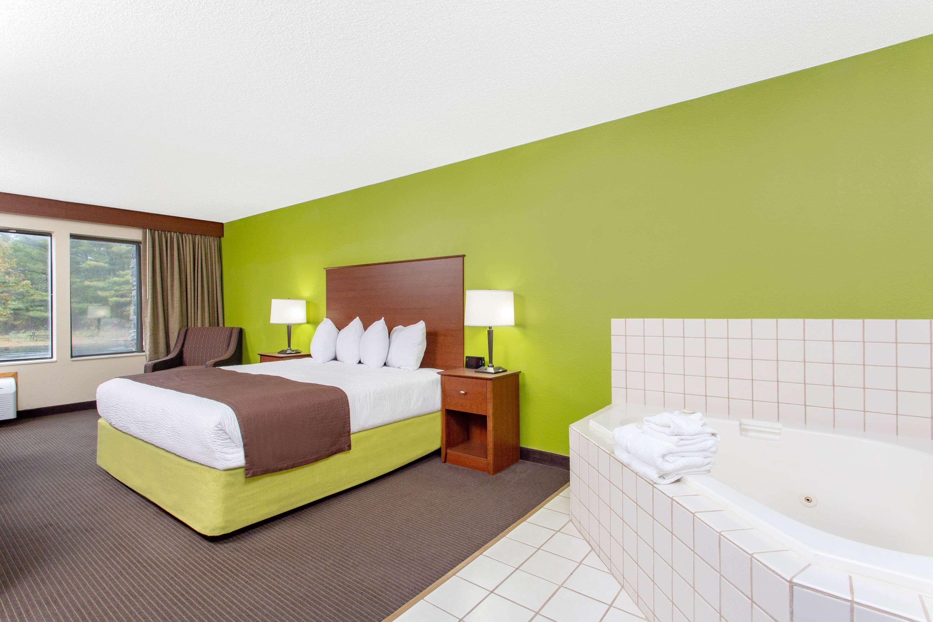 Americinn By Wyndham Black River Falls I-94 On Atv Trail Екстер'єр фото